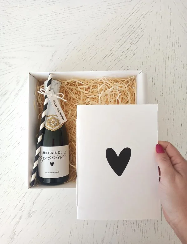 Caixa Um Brinde Especial